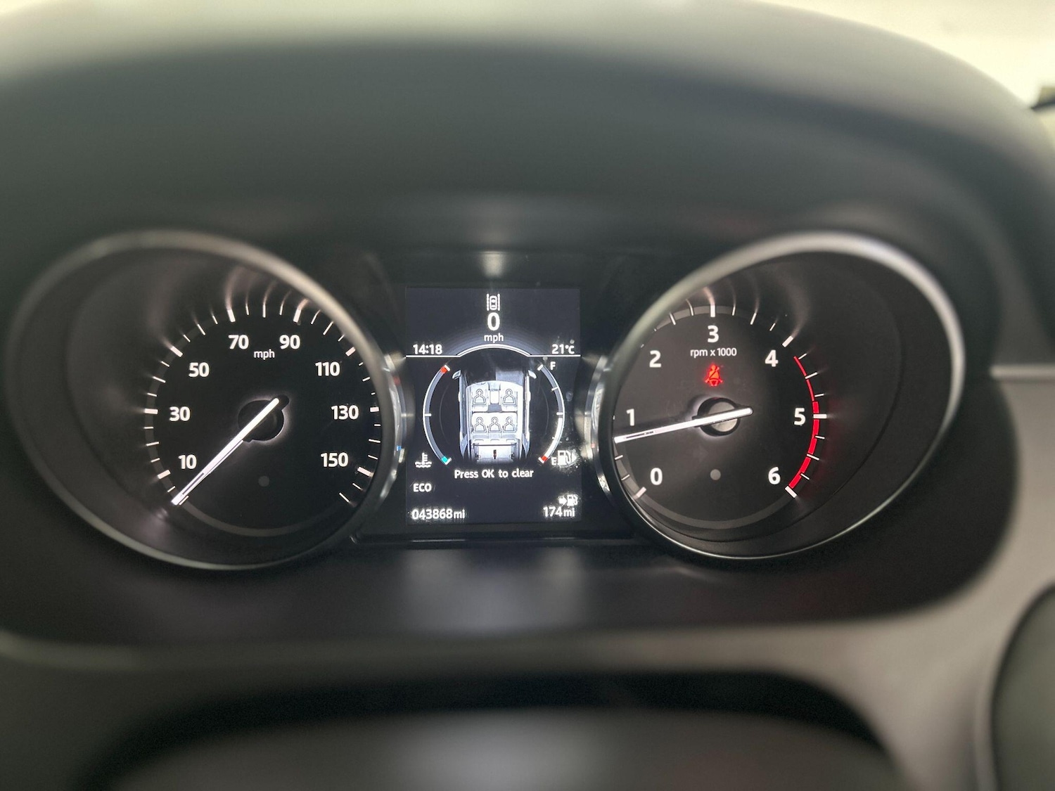 Used Land Rover Discovery Sport 2017 for sale - 75990091: Photo 29