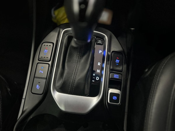 Used Hyundai Santa Fe 2015 for sale - 76188464: Photo 10