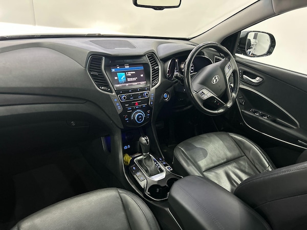 Used Hyundai Santa Fe 2015 for sale - 76188464: Photo 11