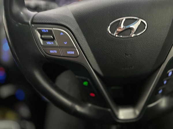 Used Hyundai Santa Fe 2015 for sale - 76188464: Photo 20