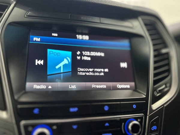 Used Hyundai Santa Fe 2015 for sale - 76188464: Photo 31