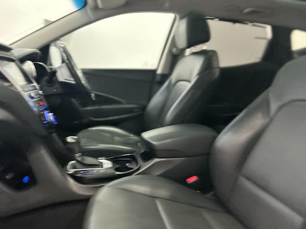 Used Hyundai Santa Fe 2015 for sale - 76188464: Photo 36