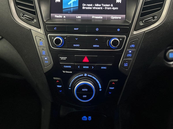 Used Hyundai Santa Fe 2015 for sale - 76188464: Photo 38