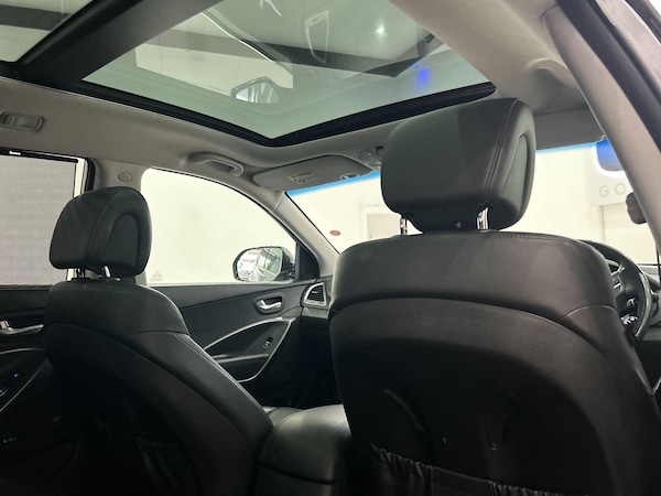 Used Hyundai Santa Fe 2015 for sale - 76188464: Photo 44