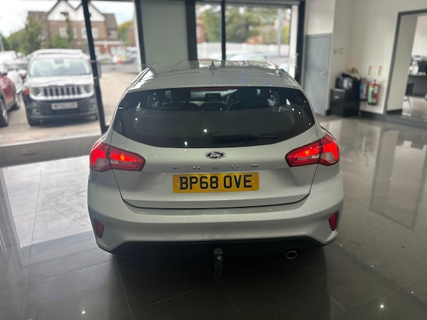 Used Ford Focus 2018 for sale - 76042642: Photo 11