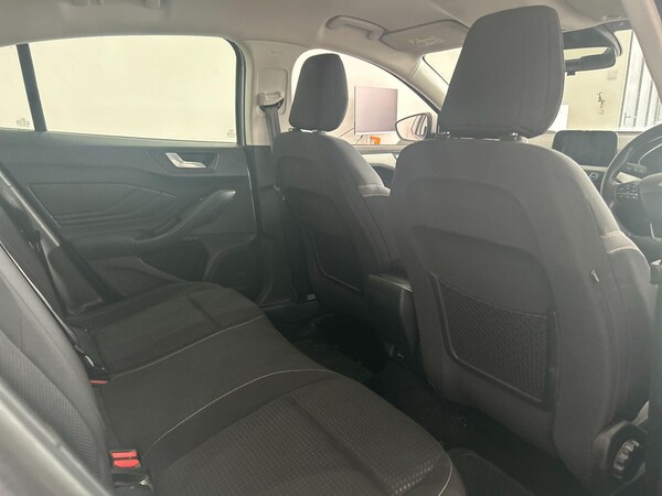 Used Ford Focus 2018 for sale - 76042642: Photo 19