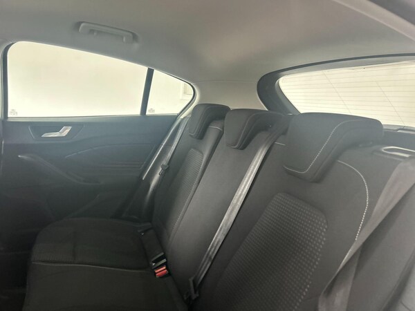 Used Ford Focus 2018 for sale - 76042642: Photo 20