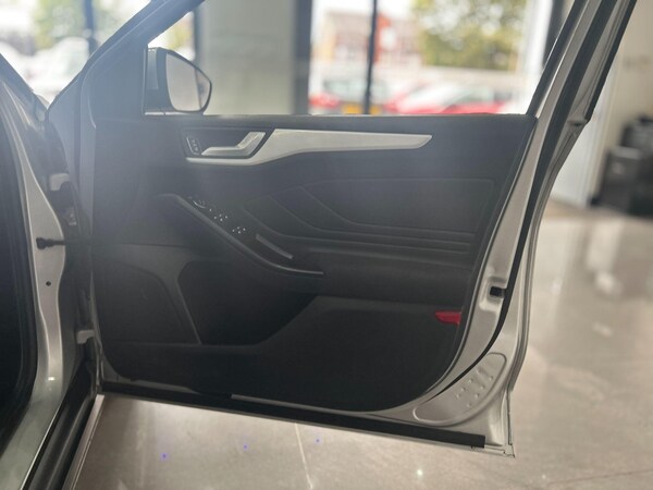 Used Ford Focus 2018 for sale - 76042642: Photo 29