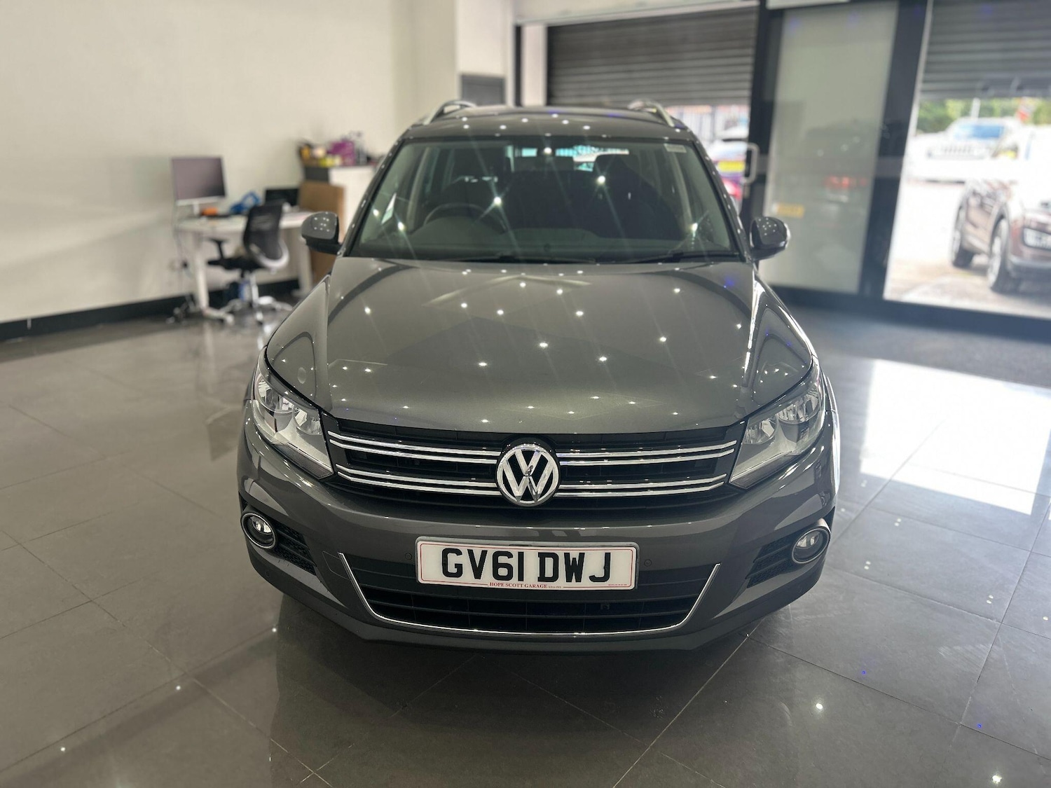 Used Volkswagen Tiguan 2012 for sale - 76083687: Photo 11