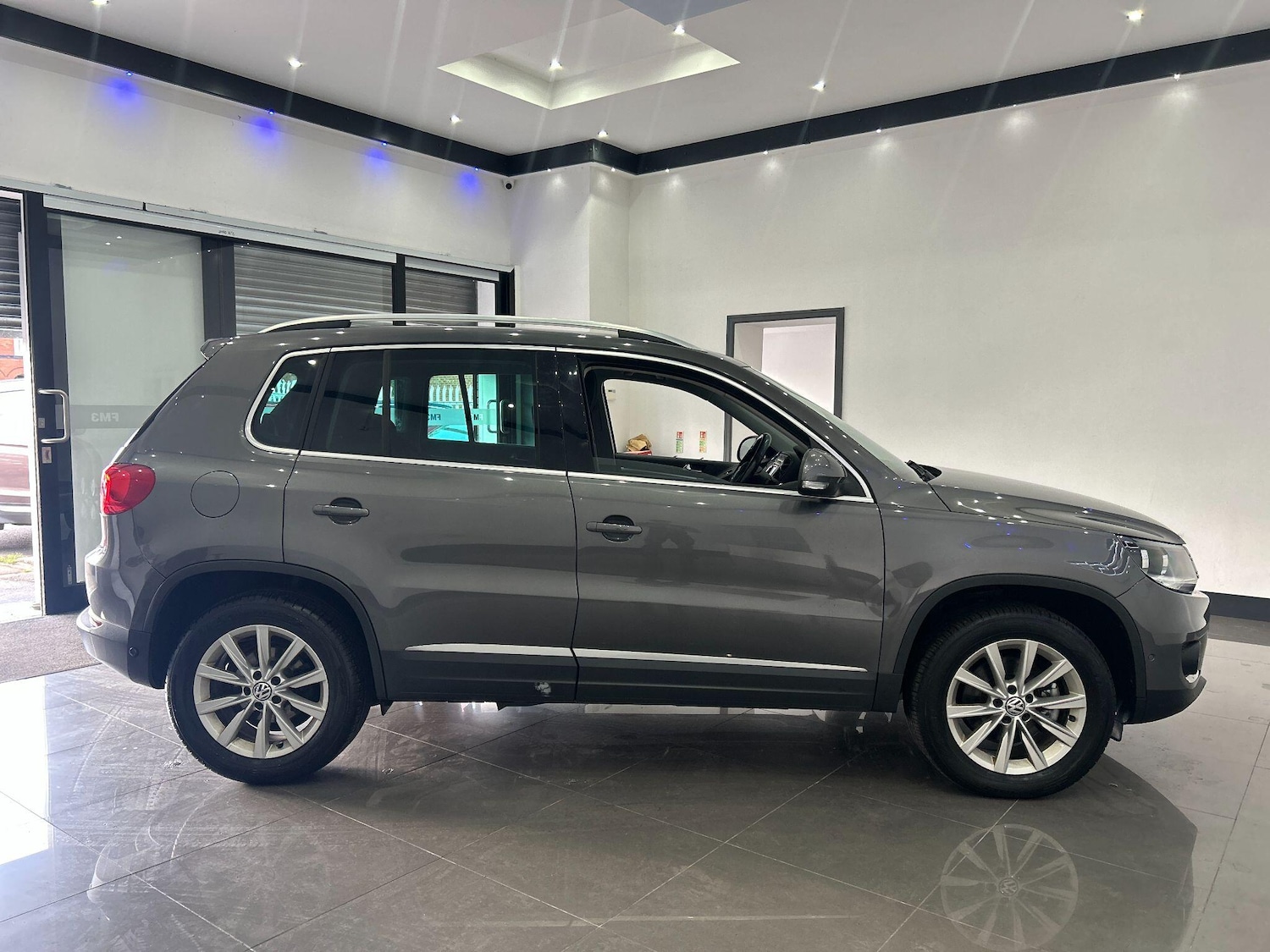 Used Volkswagen Tiguan 2012 for sale - 76083687: Photo 20