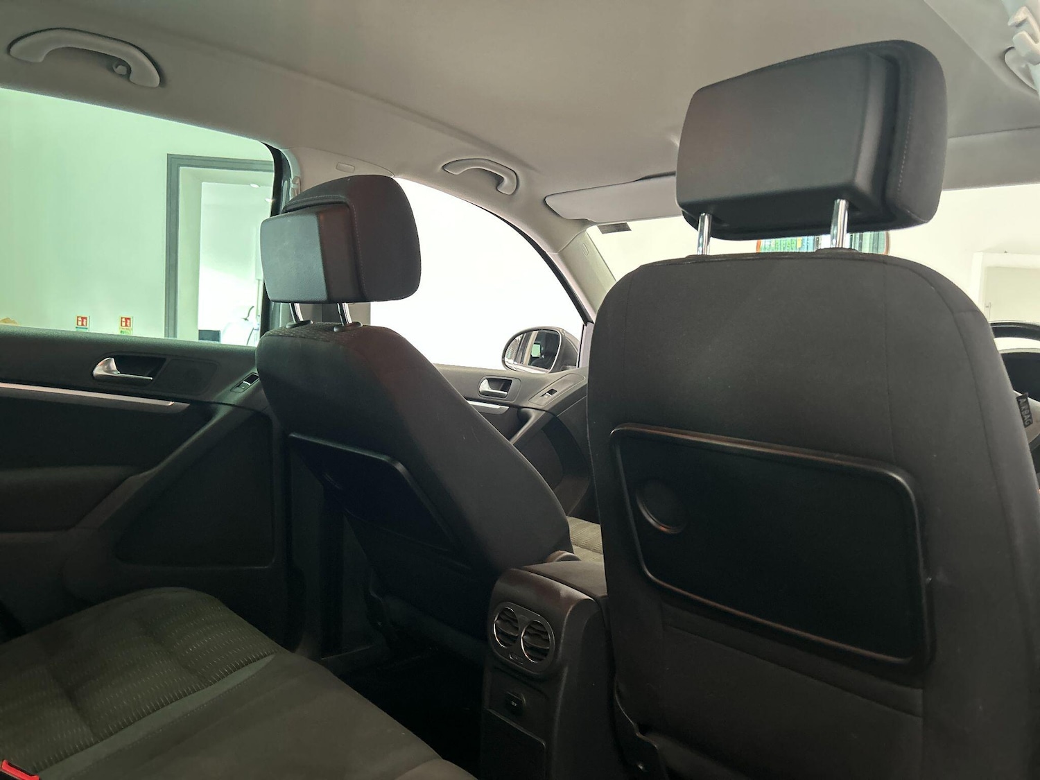 Used Volkswagen Tiguan 2012 for sale - 76083687: Photo 33