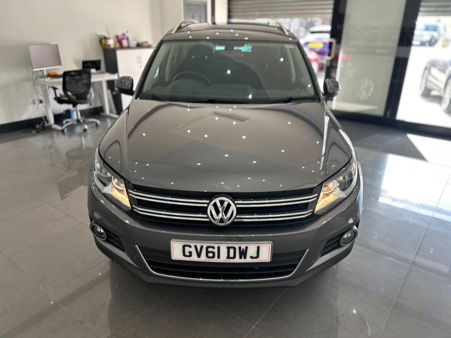 Used Volkswagen Tiguan 2012 for sale - 76083687: Photo 5