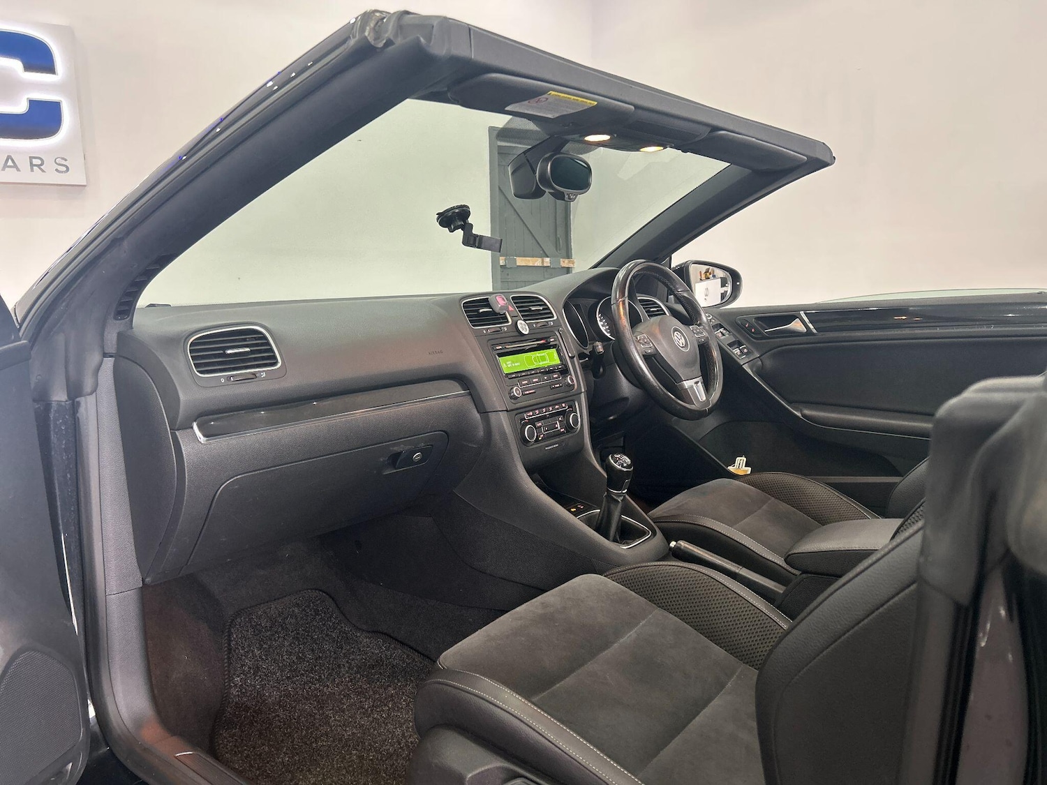 Used Volkswagen Golf 2012 for sale - 76042812: Photo 2