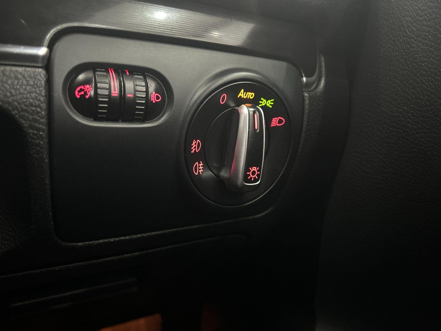 Used Volkswagen Golf 2012 for sale - 76042812: Photo 29