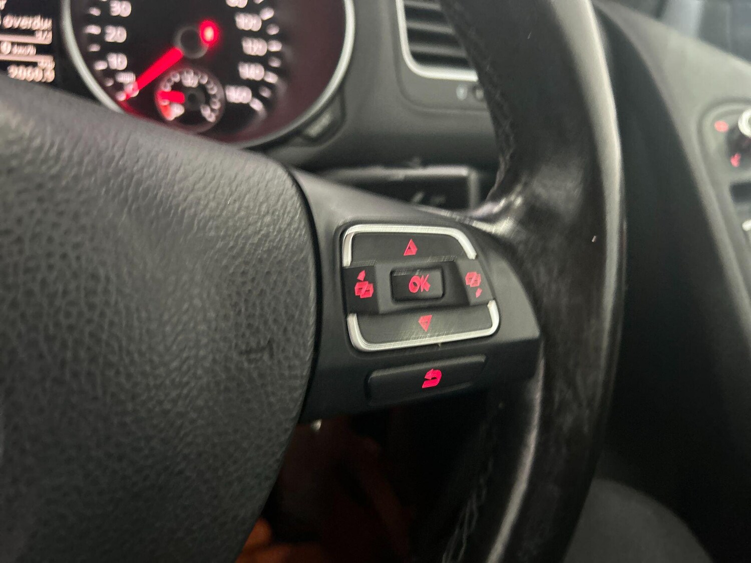 Used Volkswagen Golf 2012 for sale - 76042812: Photo 31
