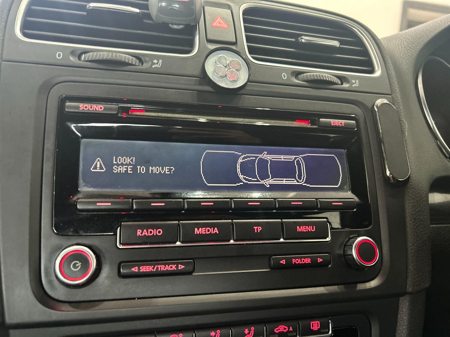 Used Volkswagen Golf 2012 for sale - 76042812: Photo 36