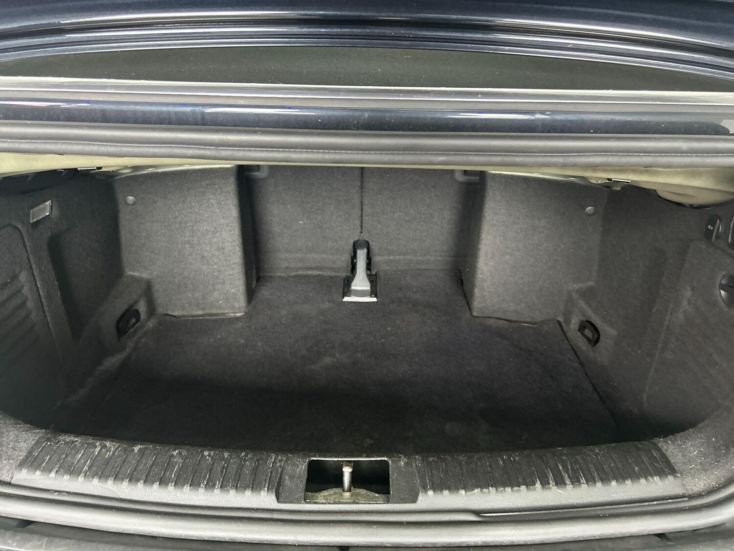 Used Volkswagen Golf 2012 for sale - 76042812: Photo 40