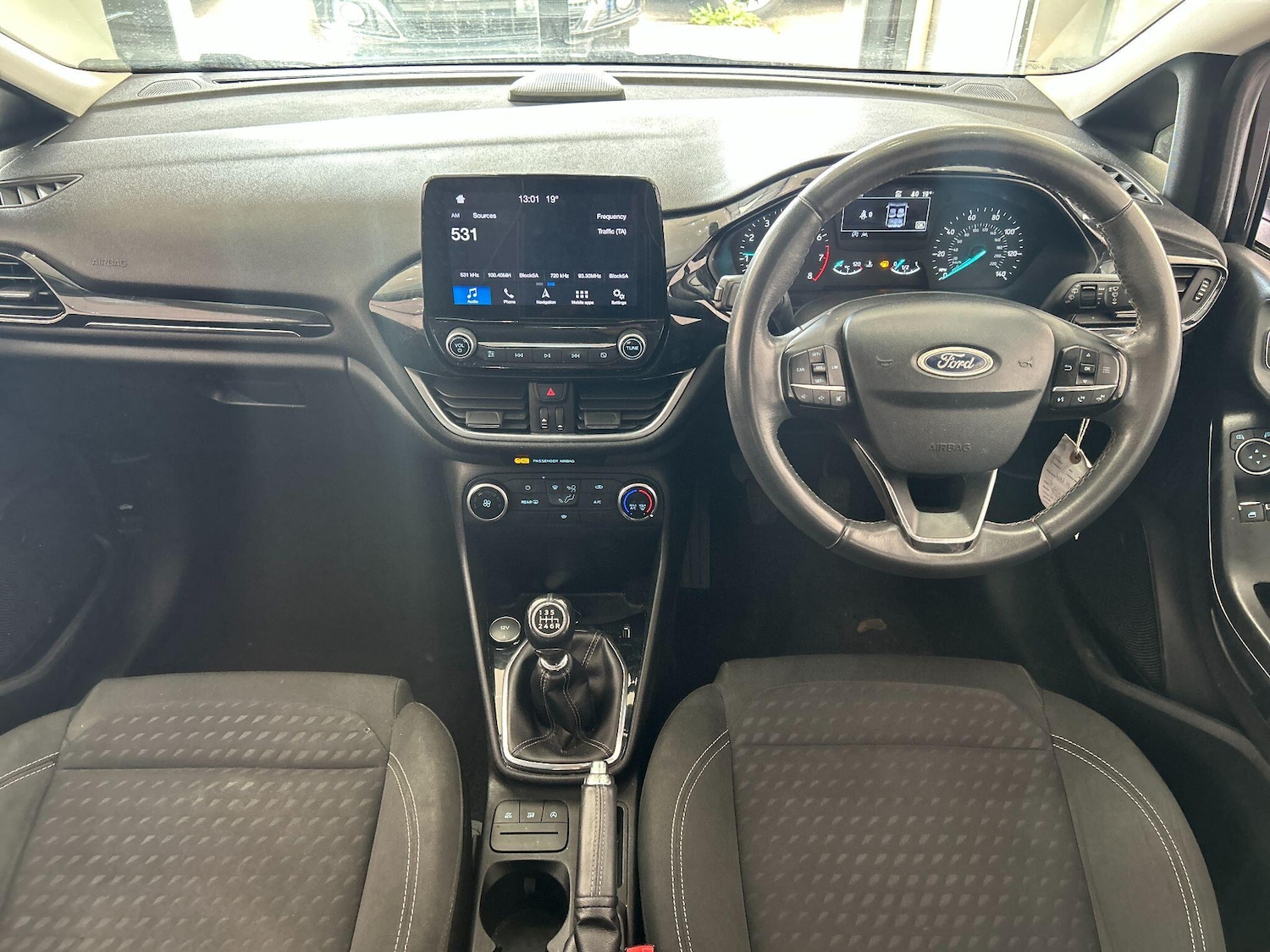 Used Ford Fiesta 2019 for sale - 76306523: Photo 2