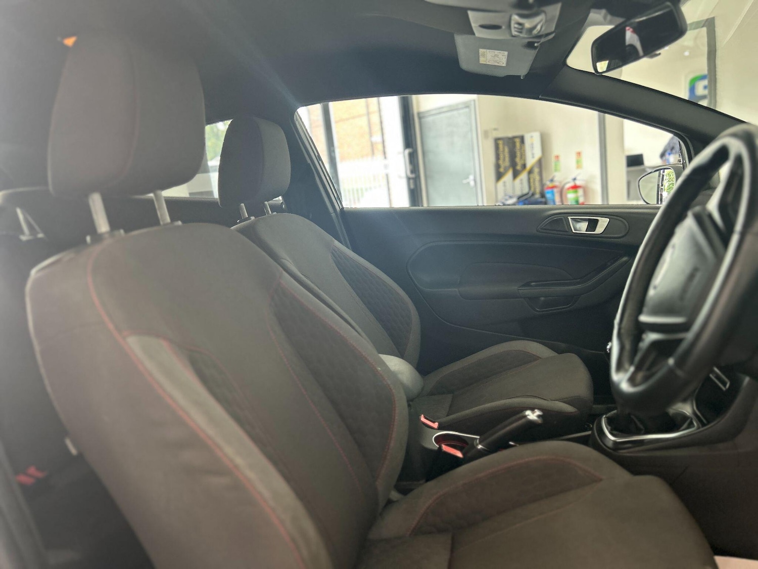 Used Ford Fiesta 2017 for sale - 76306189: Photo 10