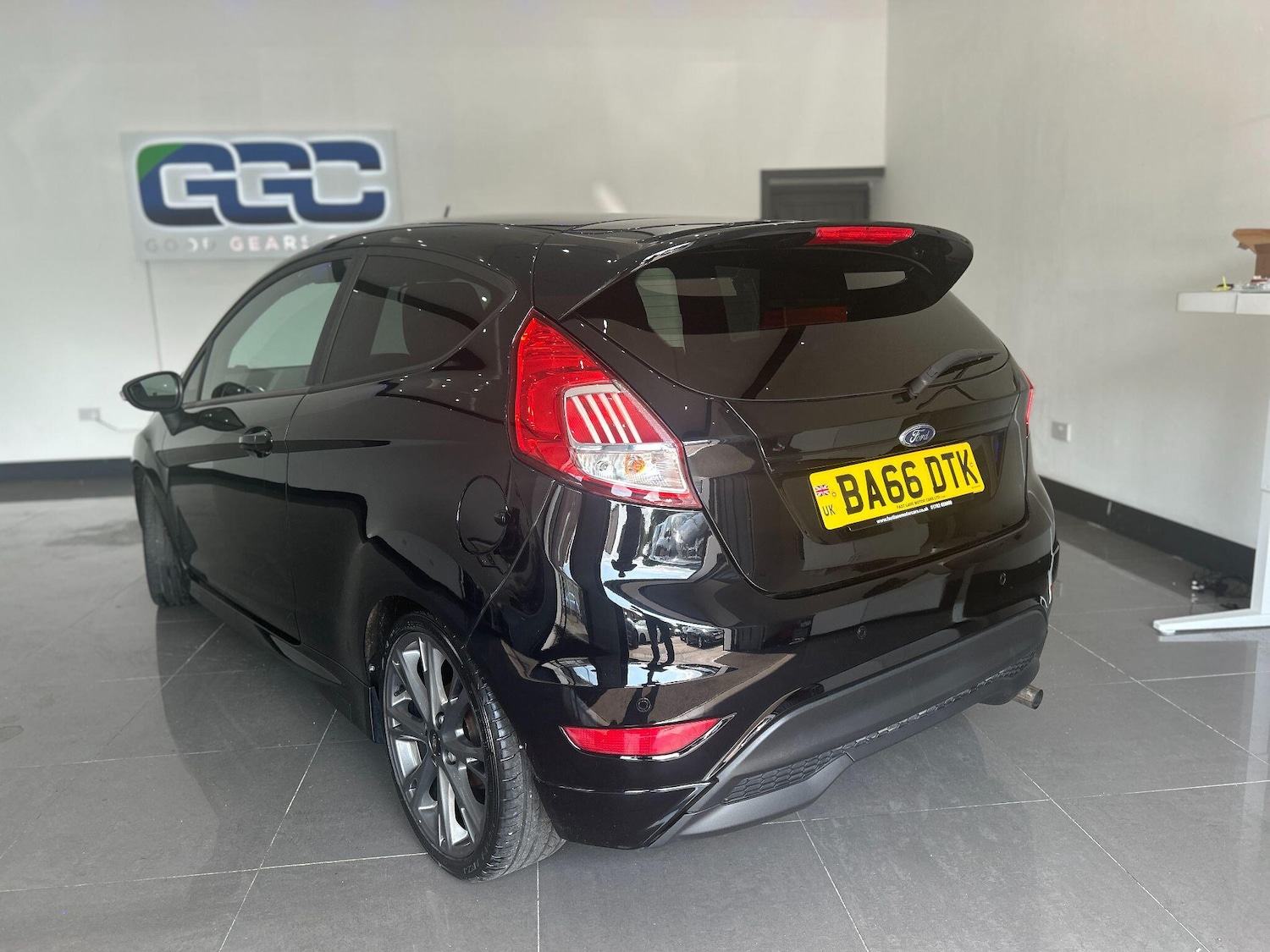 Used Ford Fiesta 2017 for sale - 76306189: Photo 16