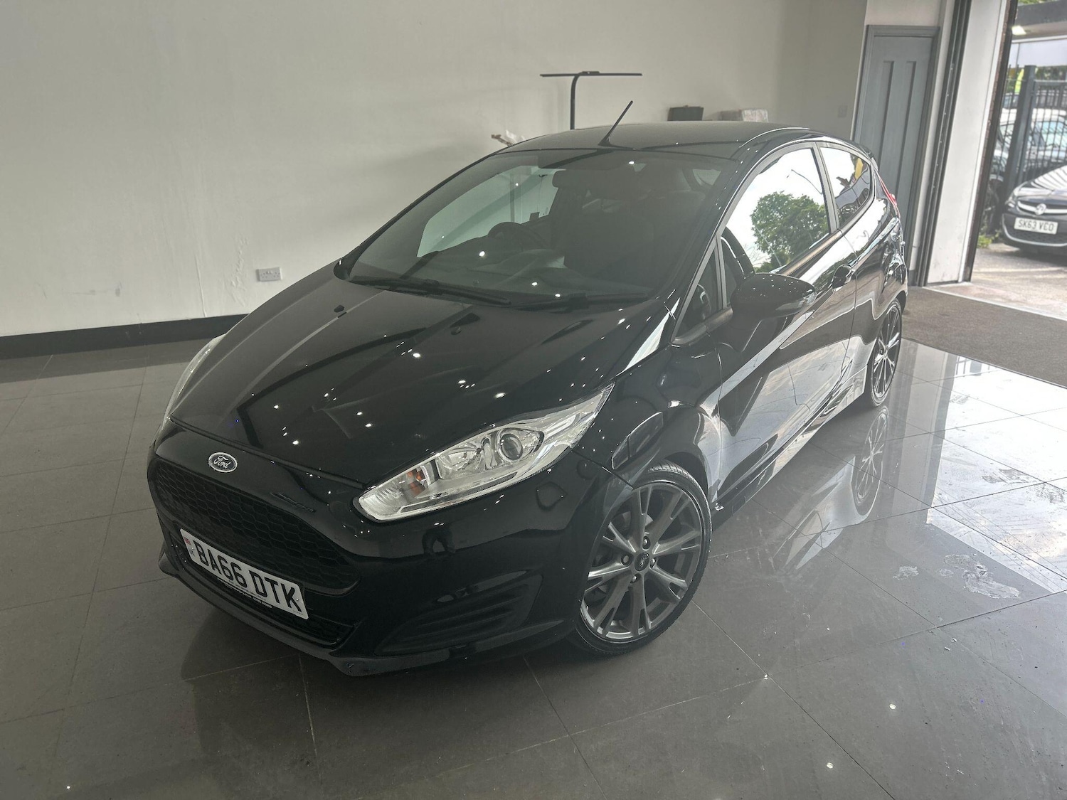 Used Ford Fiesta 2017 for sale - 76306189: Photo 19
