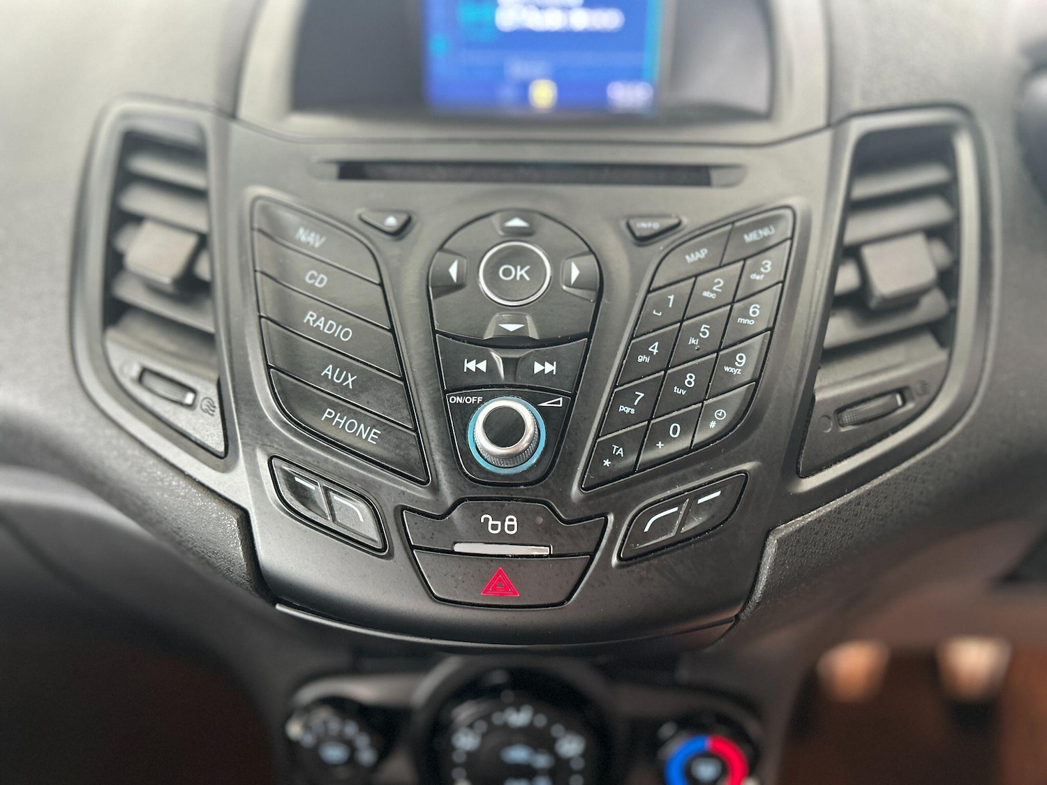 Used Ford Fiesta 2017 for sale - 76306189: Photo 6