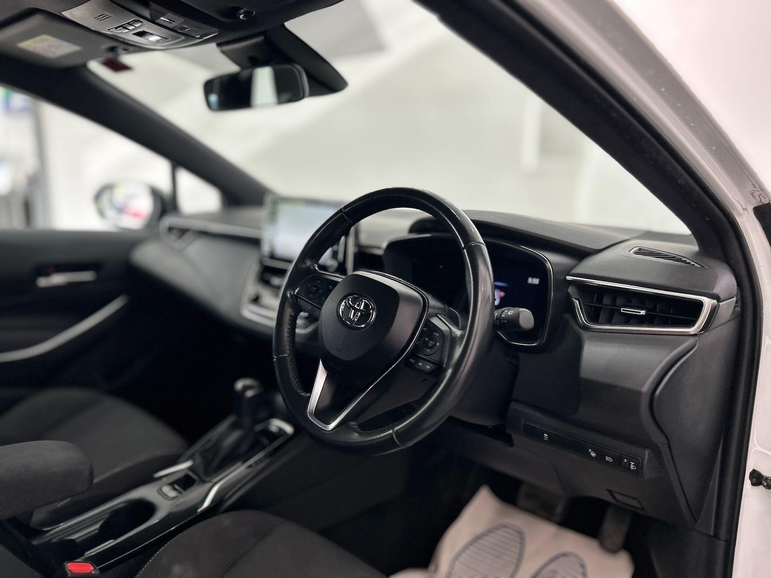 Used Toyota Corolla 2020 for sale - 76307696: Photo 16