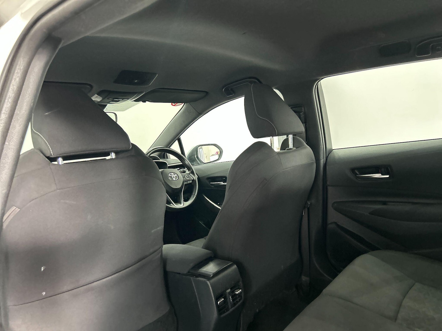 Used Toyota Corolla 2020 for sale - 76307696: Photo 24