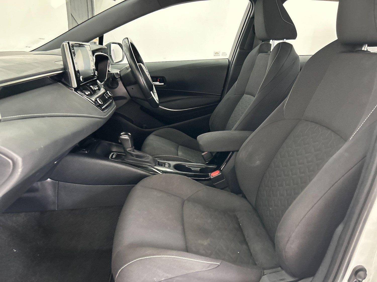 Used Toyota Corolla 2020 for sale - 76307696: Photo 45