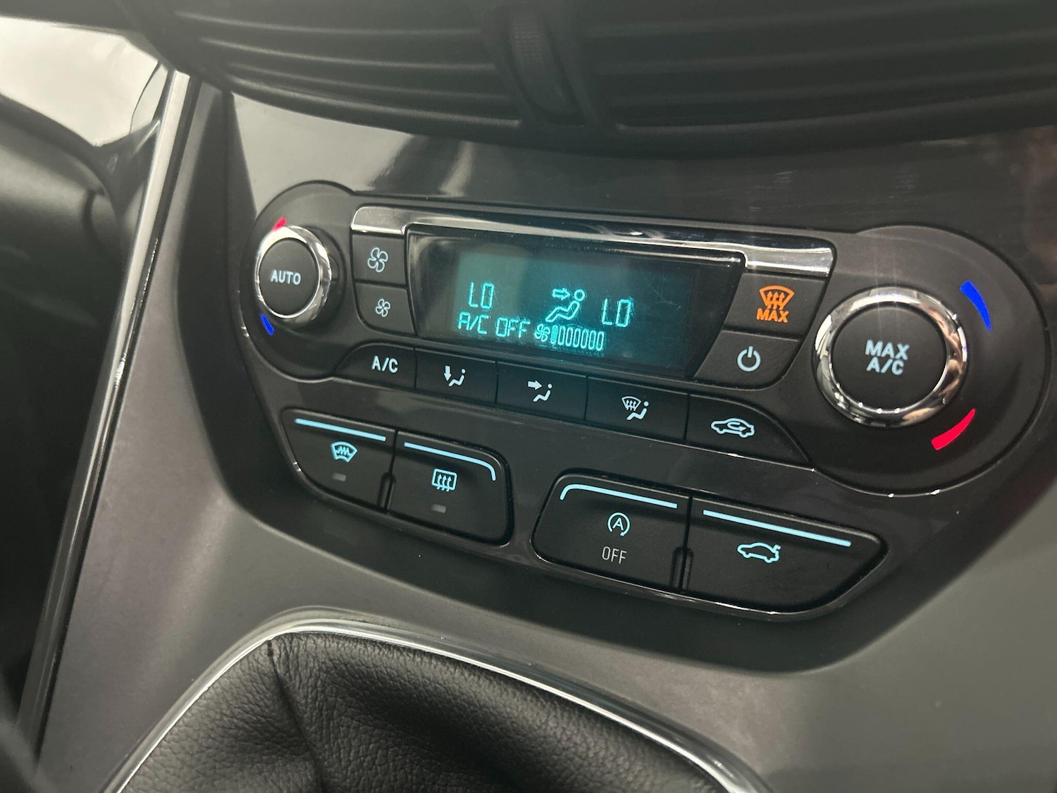 Used Ford Kuga 2016 for sale - 76282966: Photo 23