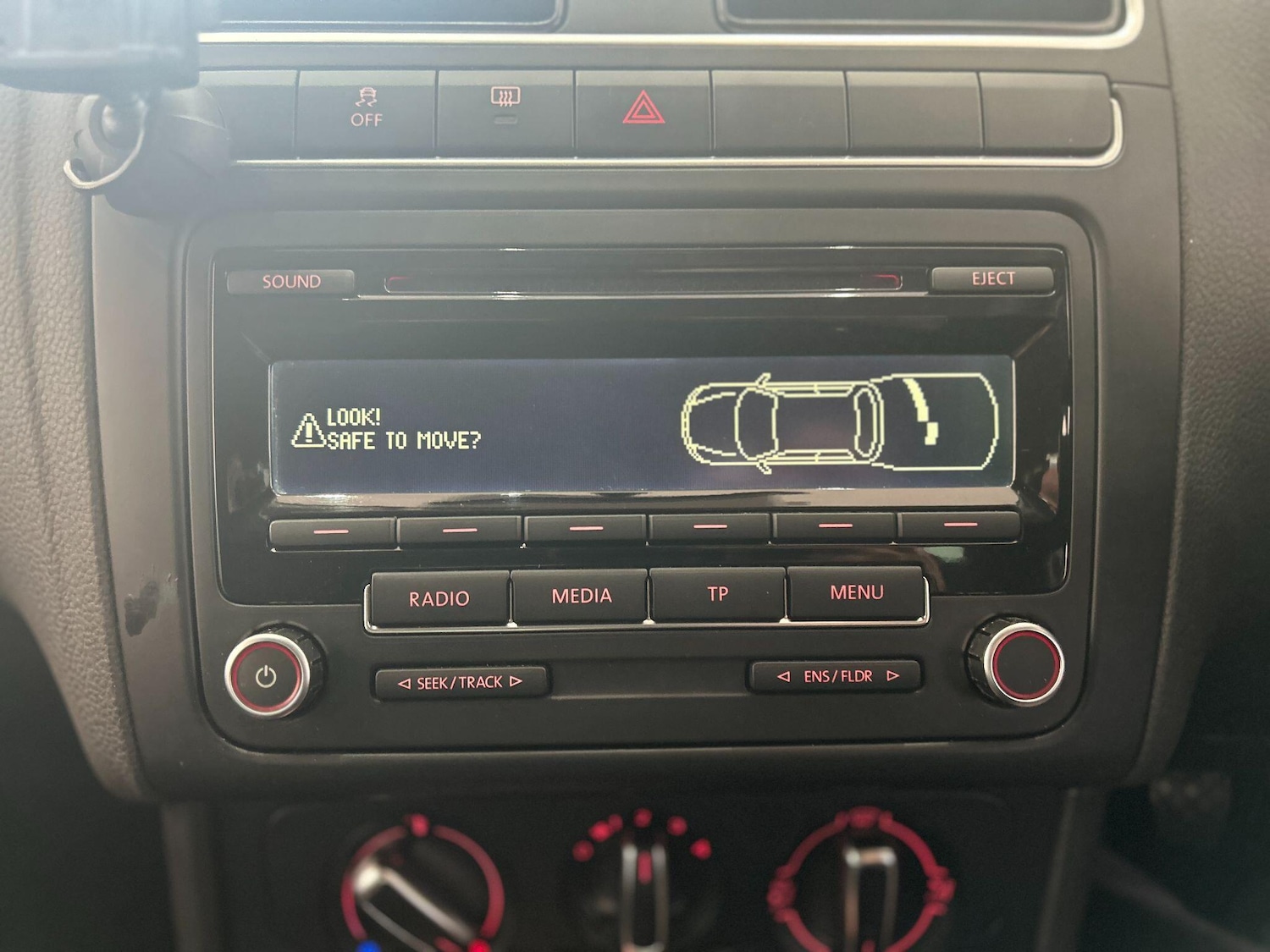 Used Volkswagen Polo 2013 for sale - 76349707: Photo 29