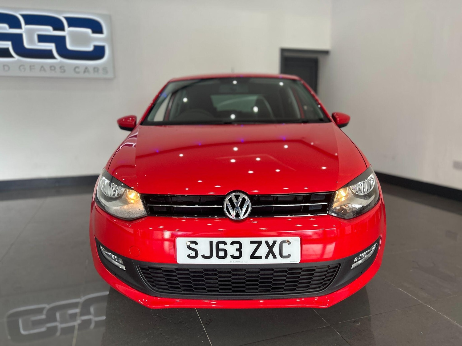 Used Volkswagen Polo 2013 for sale - 76349707: Photo 3