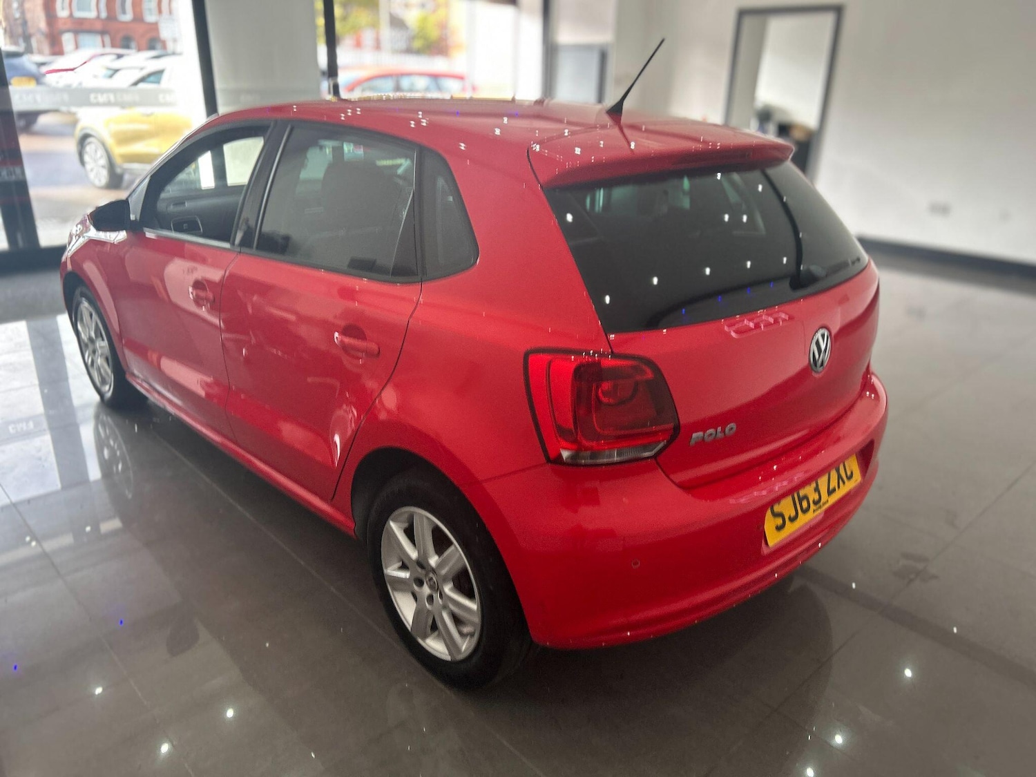 Used Volkswagen Polo 2013 for sale - 76349707: Photo 7