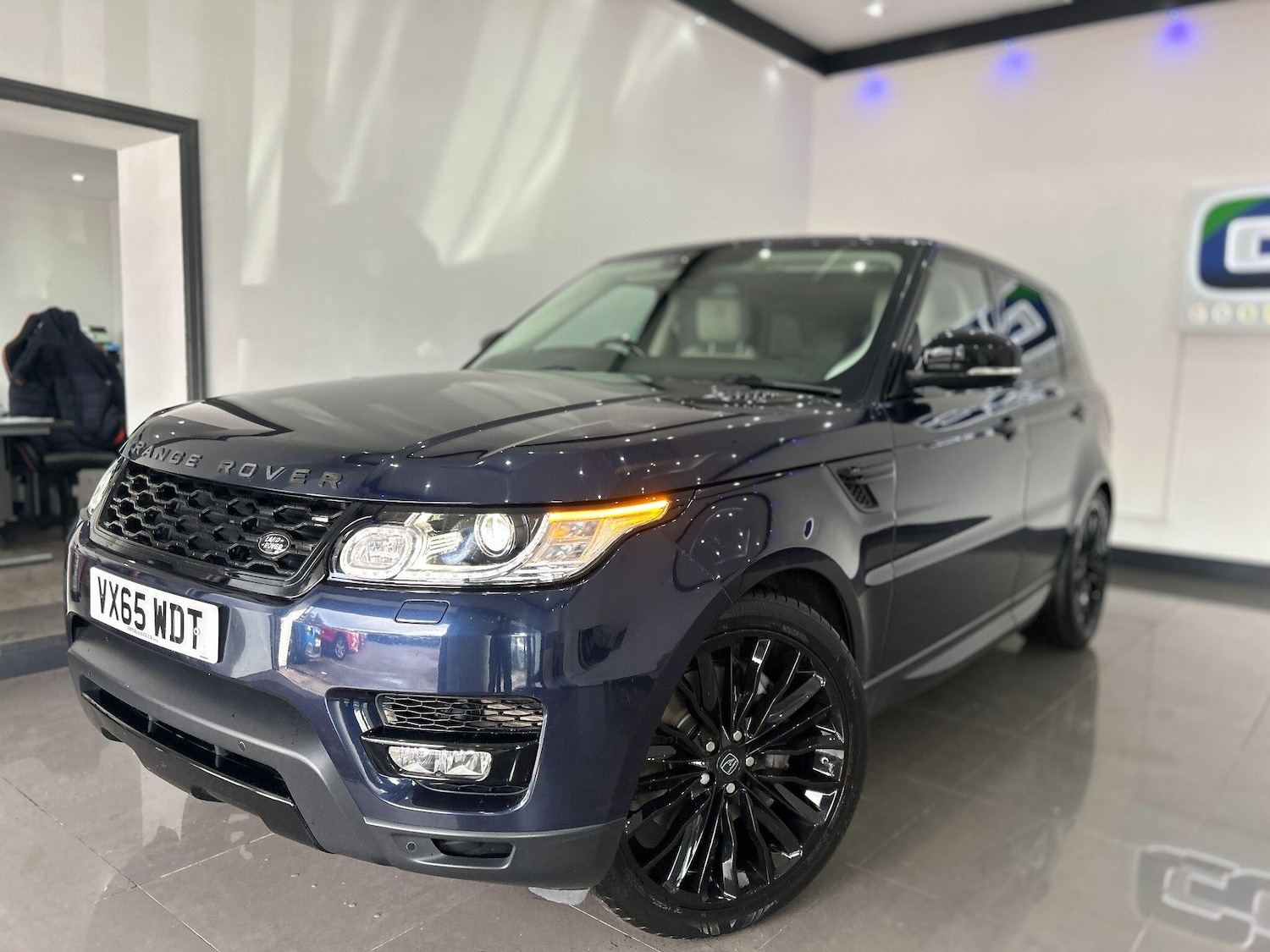 Used Land Rover Range Rover Sport 2015 for sale - 76349152: Photo 10