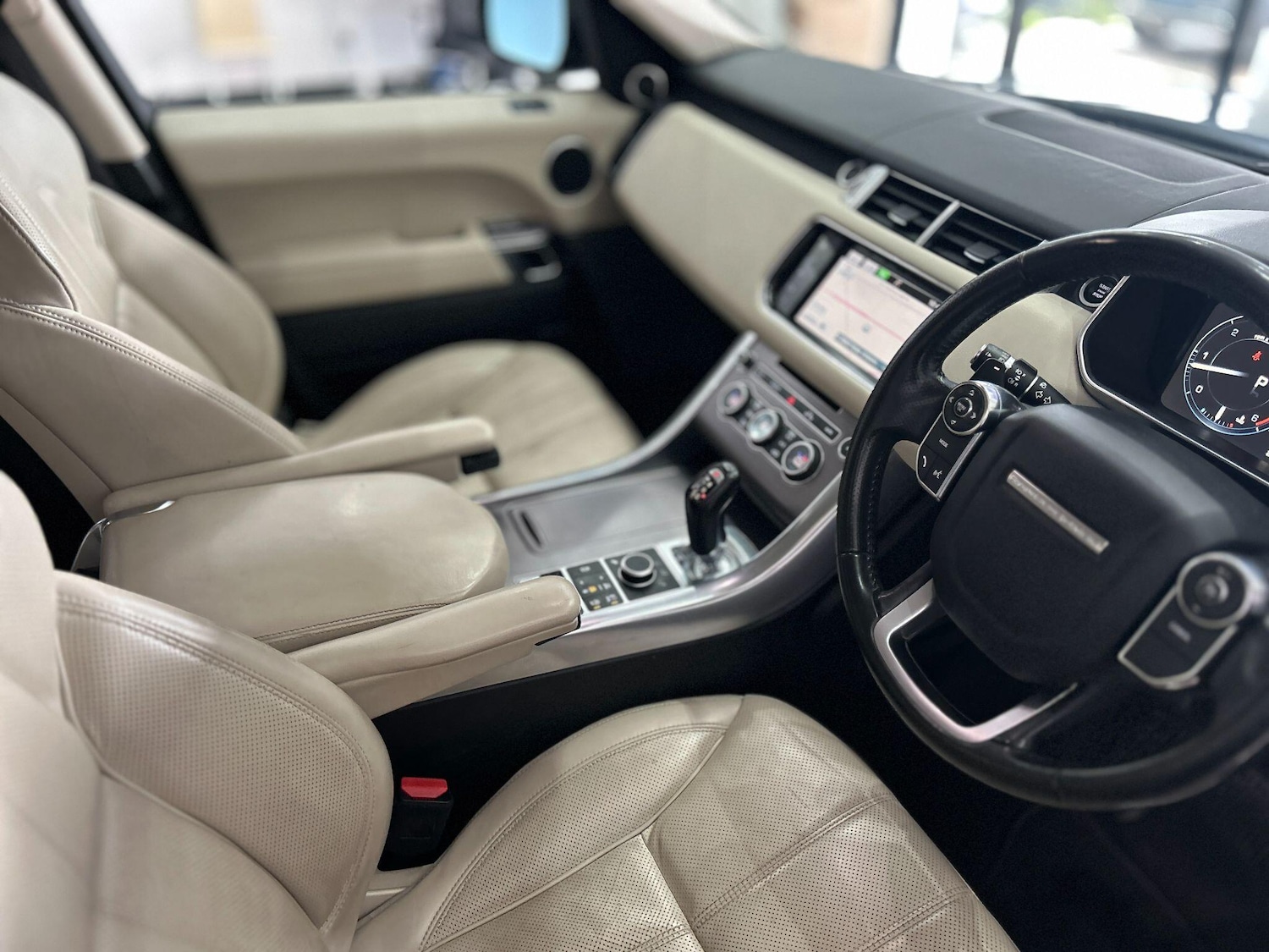 Used Land Rover Range Rover Sport 2015 for sale - 76349152: Photo 14