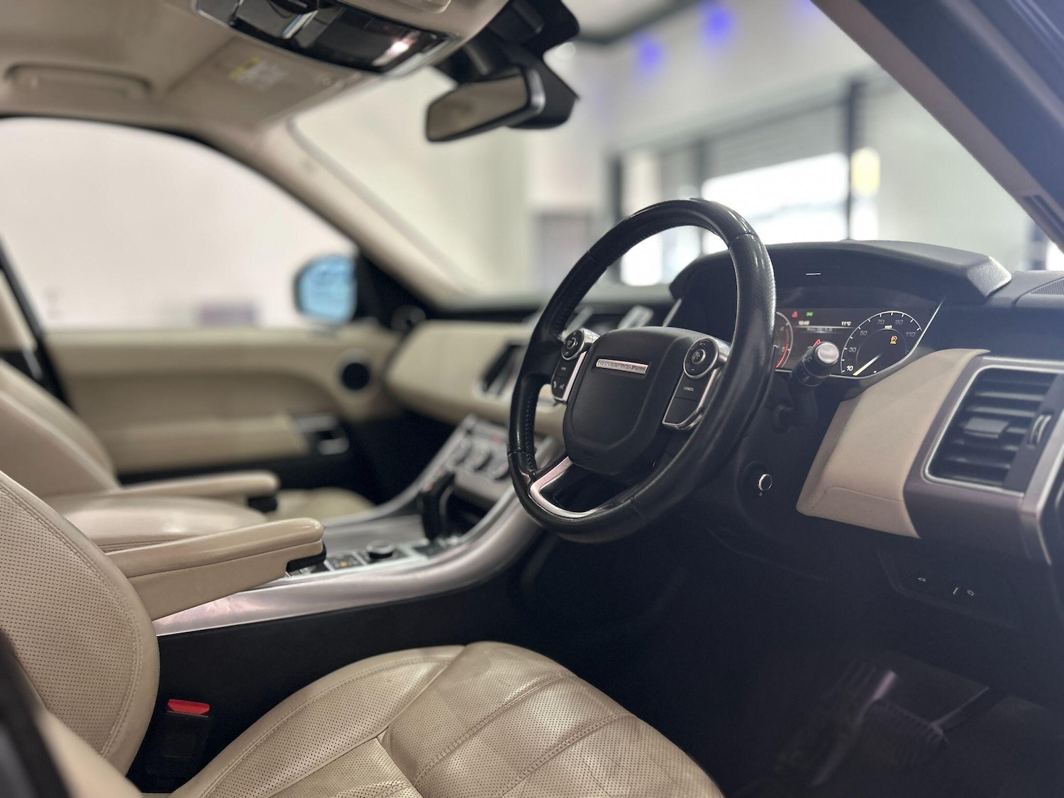 Used Land Rover Range Rover Sport 2015 for sale - 76349152: Photo 18
