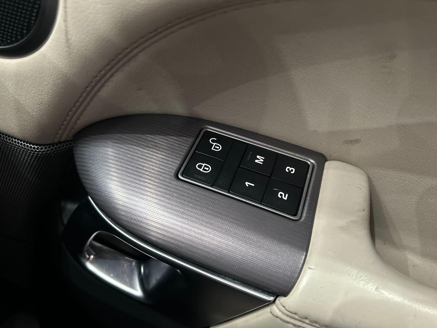 Used Land Rover Range Rover Sport 2015 for sale - 76349152: Photo 28