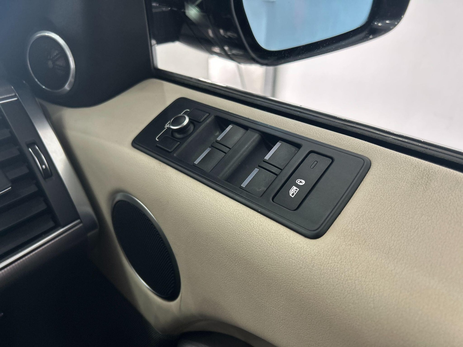 Used Land Rover Range Rover Sport 2015 for sale - 76349152: Photo 29