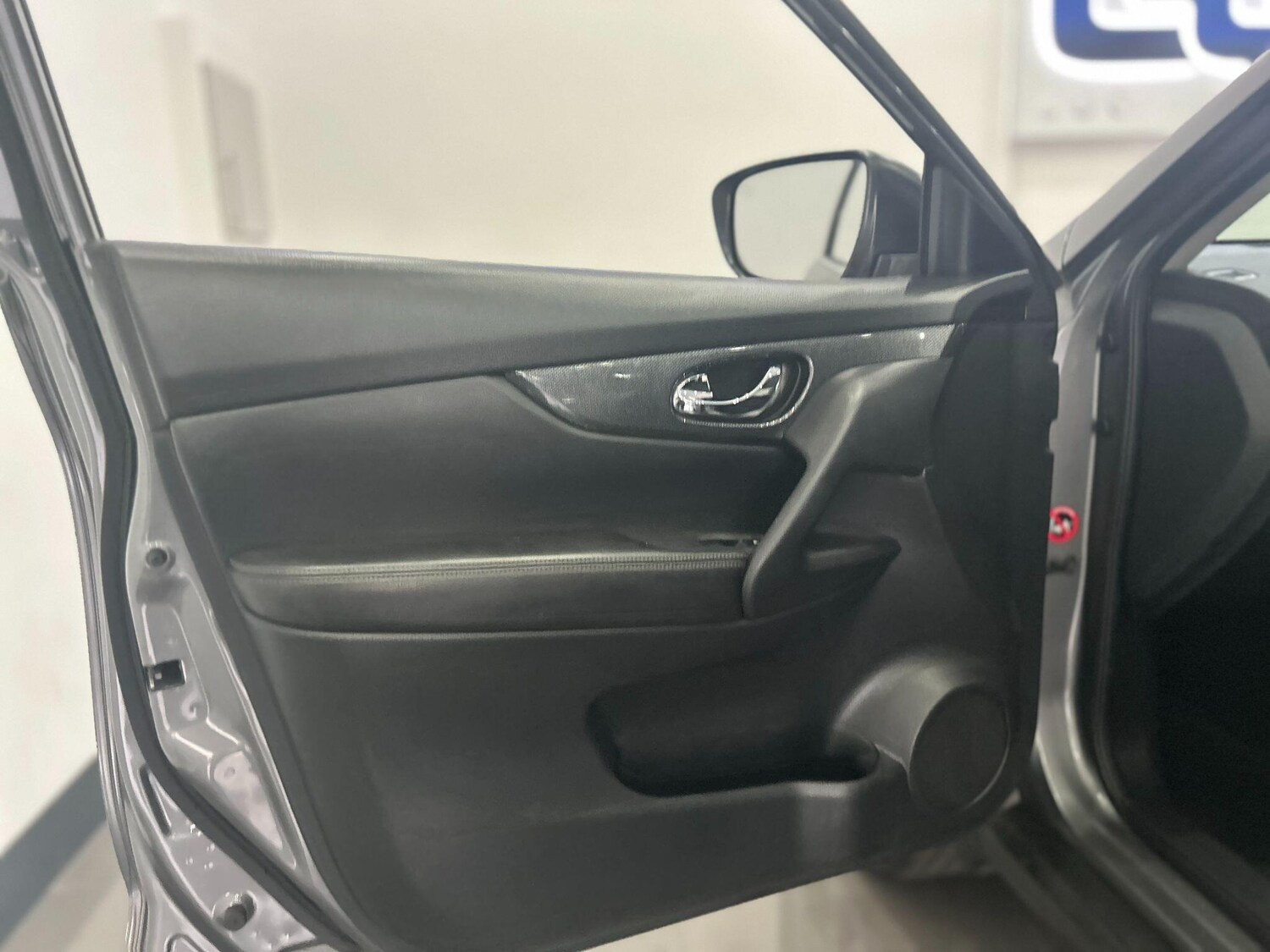 Used Nissan X-Trail 2017 for sale - 75927333: Photo 34