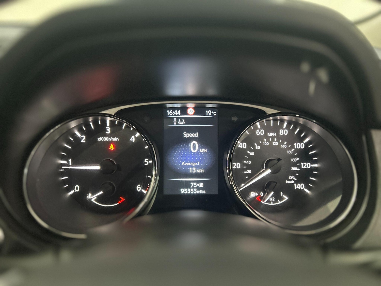 Used Nissan X-Trail 2017 for sale - 75927333: Photo 38