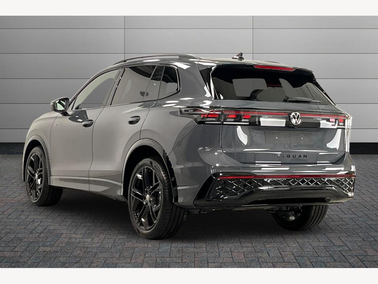 Used Volkswagen Tiguan 2025 for sale - 77032476: Photo 3
