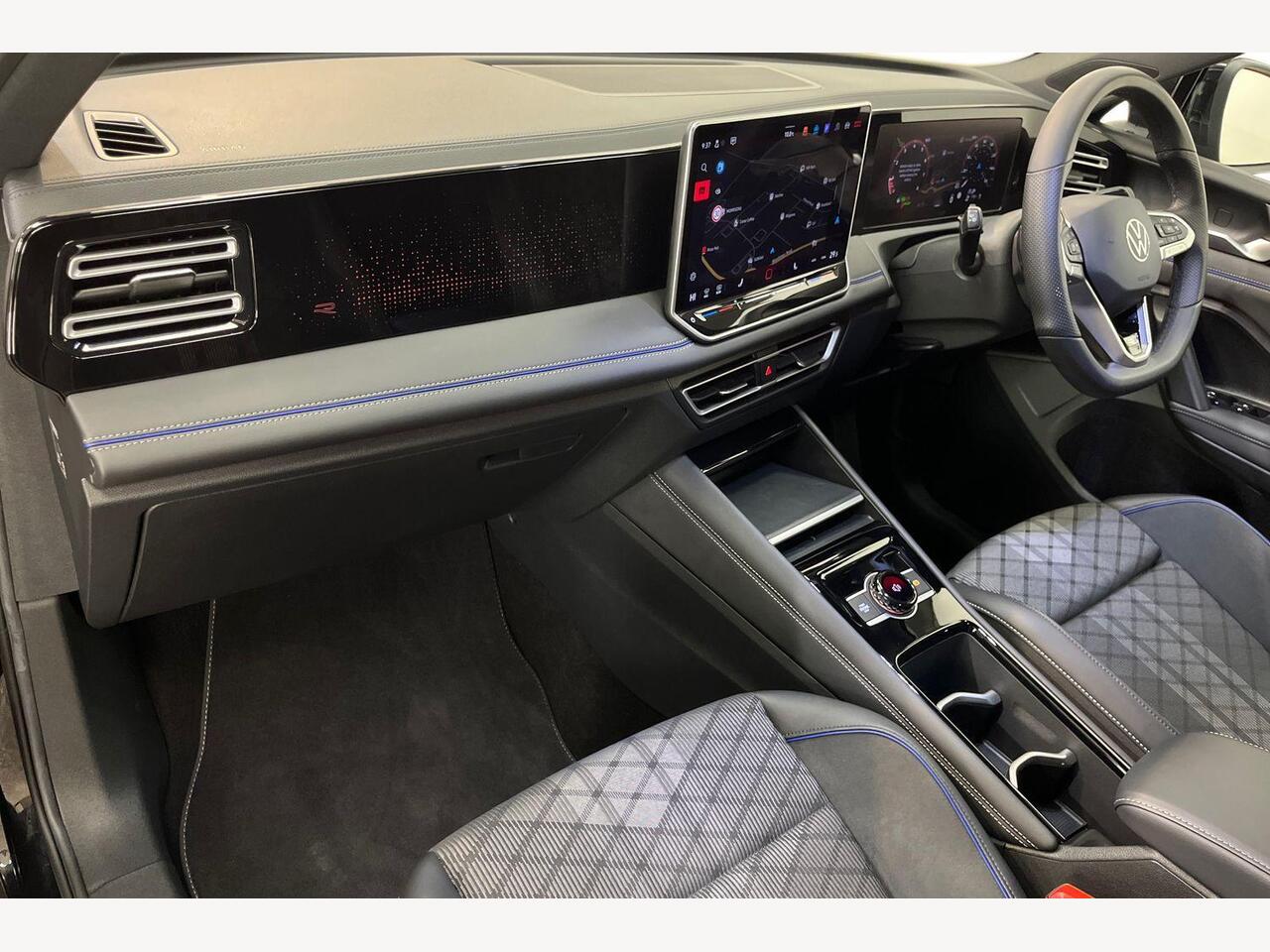 Used Volkswagen Tiguan 2024 for sale - 77673417: Photo 2