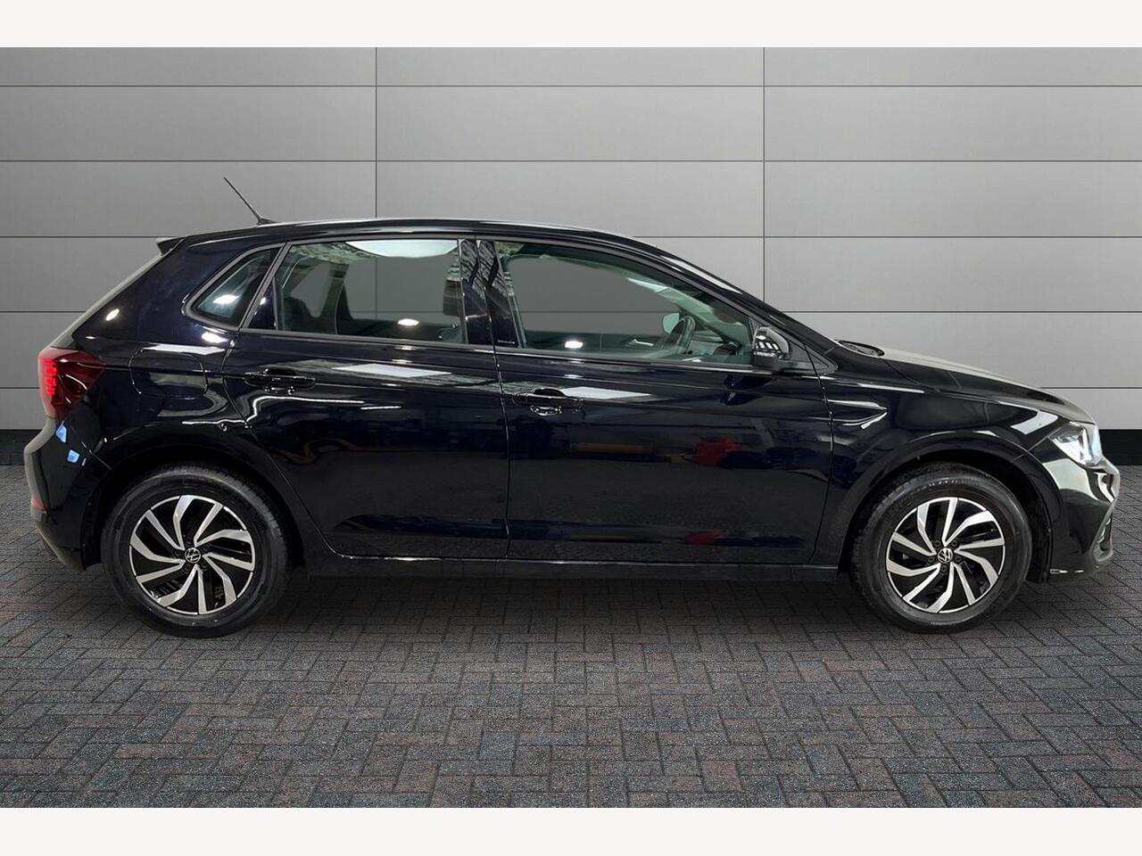 Used Volkswagen Polo 2024 for sale - 78070821: Photo 5