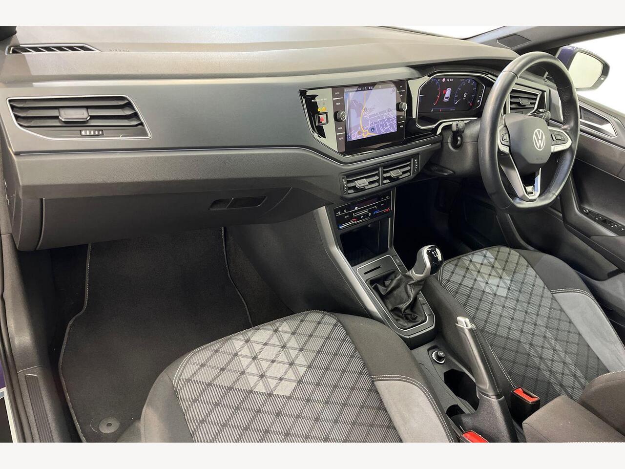 Used Volkswagen Polo 2023 for sale - 76676120: Photo 2