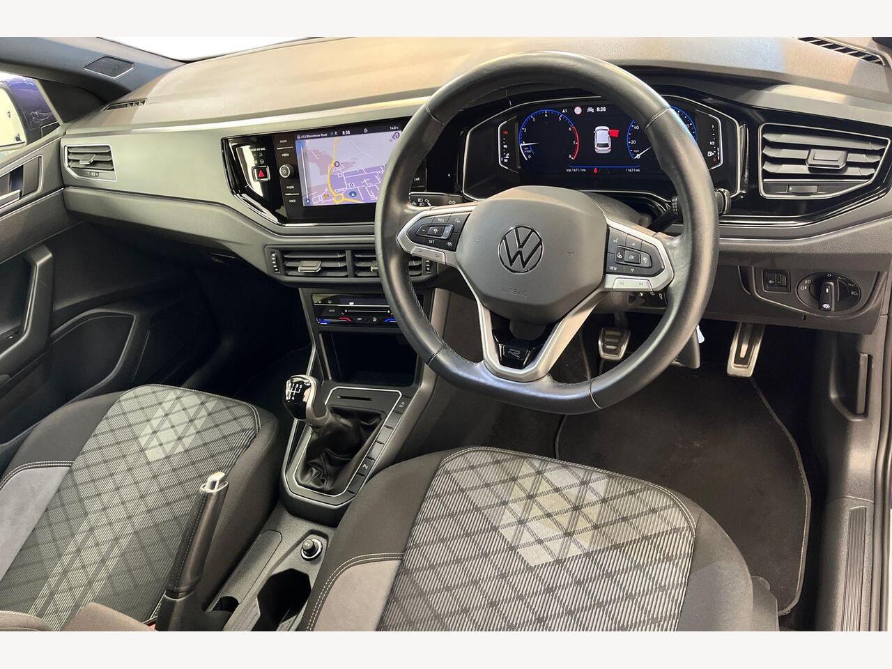 Used Volkswagen Polo 2023 for sale - 76676120: Photo 8