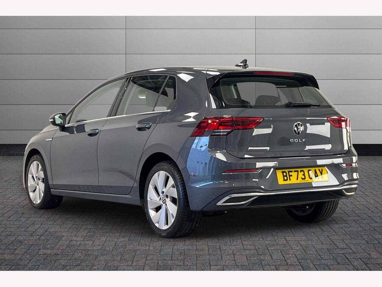 Used Volkswagen Golf 2023 for sale - 76676330: Photo 3