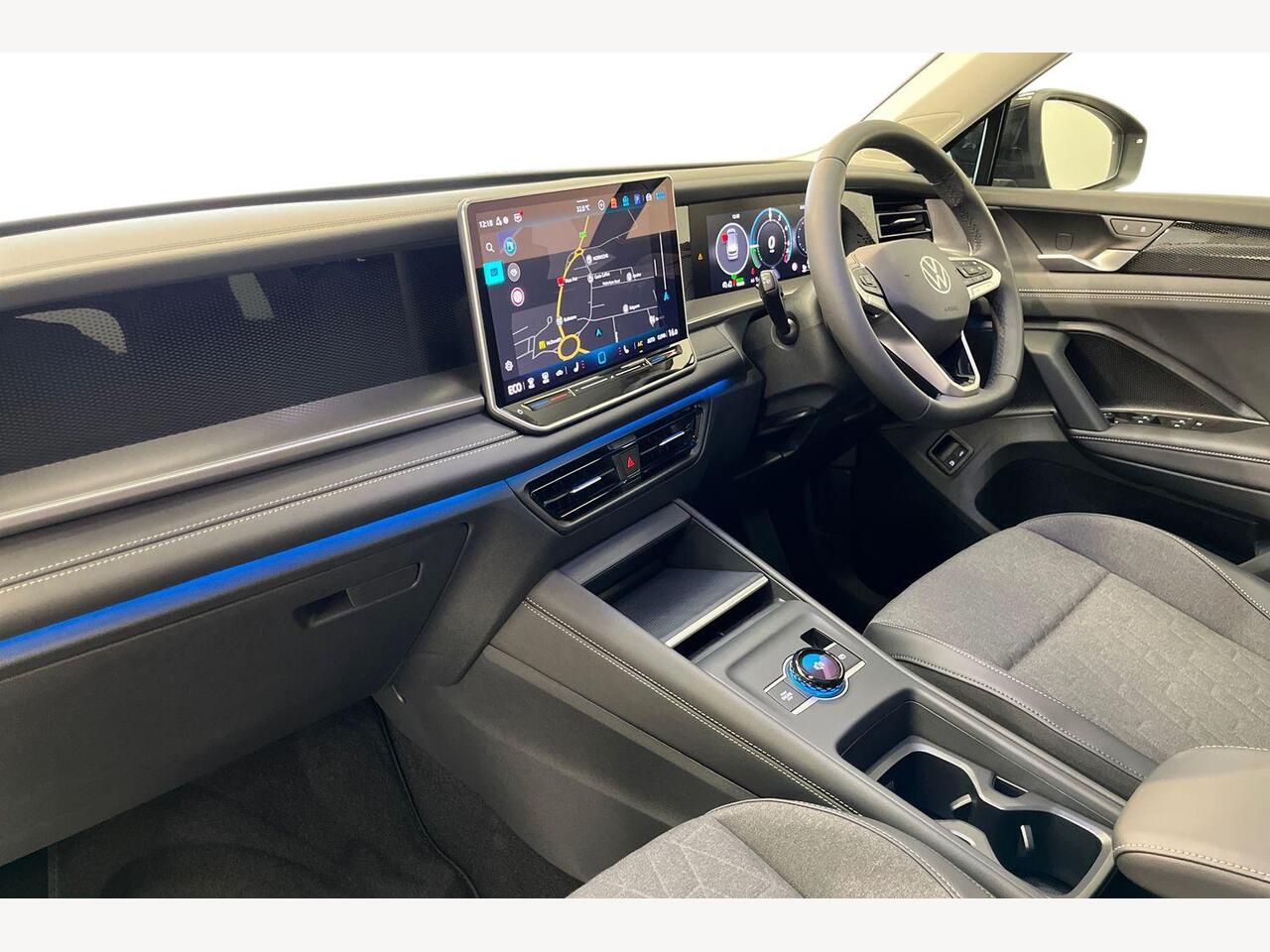 Used Volkswagen Touran 2025 for sale - 76679710: Photo 2