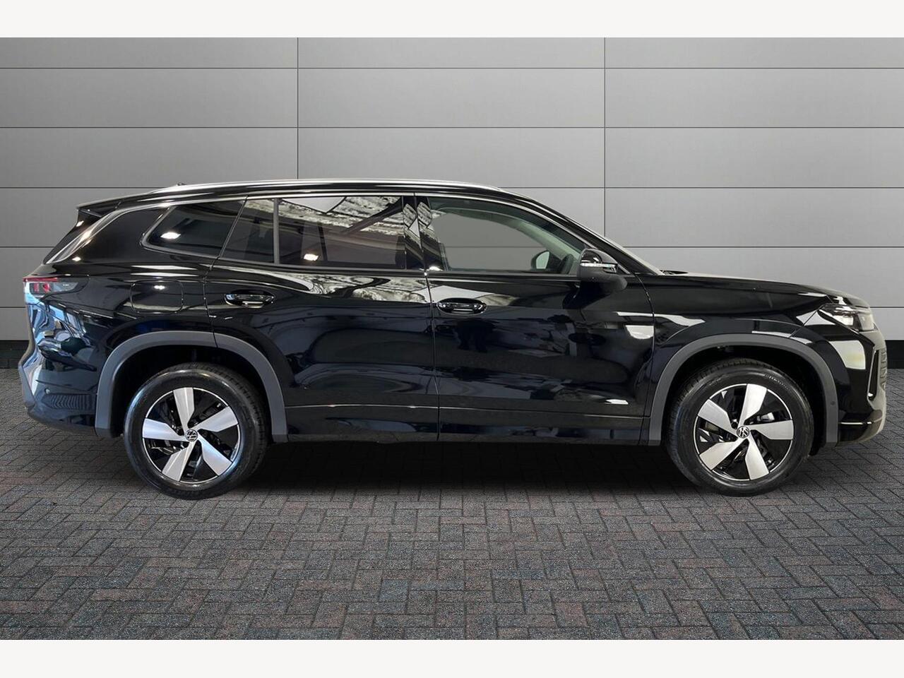 Used Volkswagen Touran 2025 for sale - 76679710: Photo 5