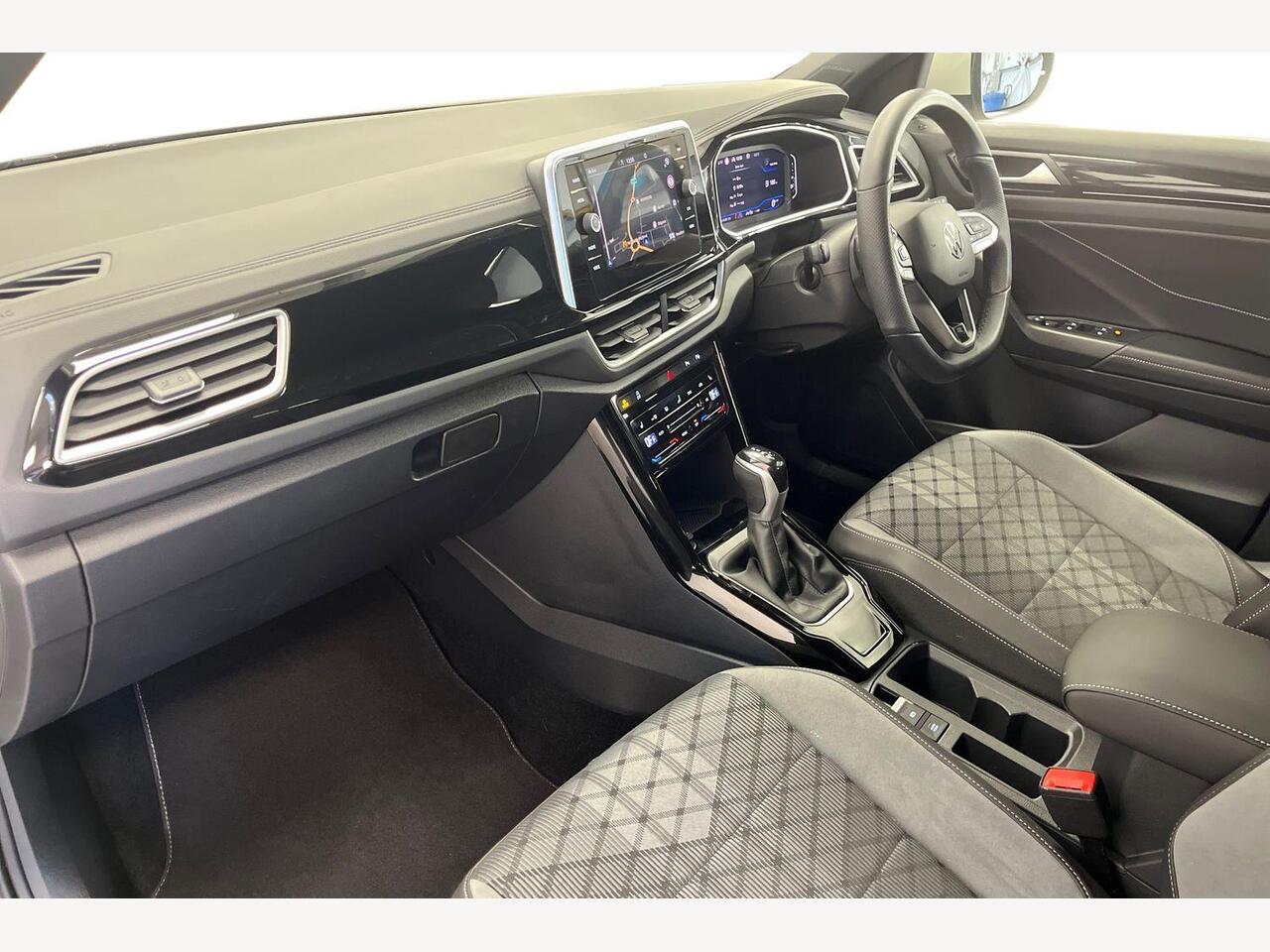 Used Volkswagen T-Roc 2025 for sale - 77280919: Photo 2