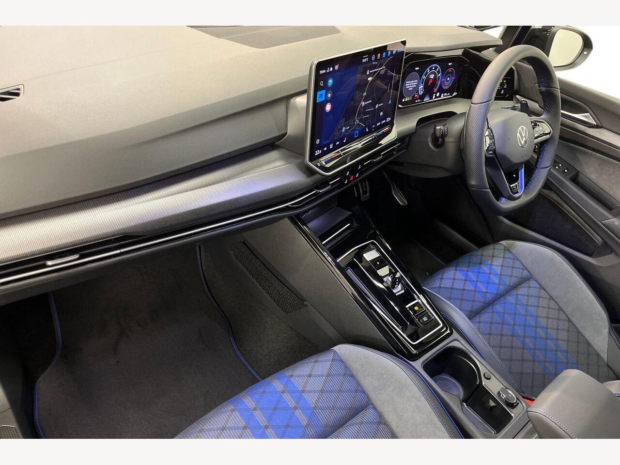 Used Volkswagen Golf 2026 for sale - 78021883: Photo 2